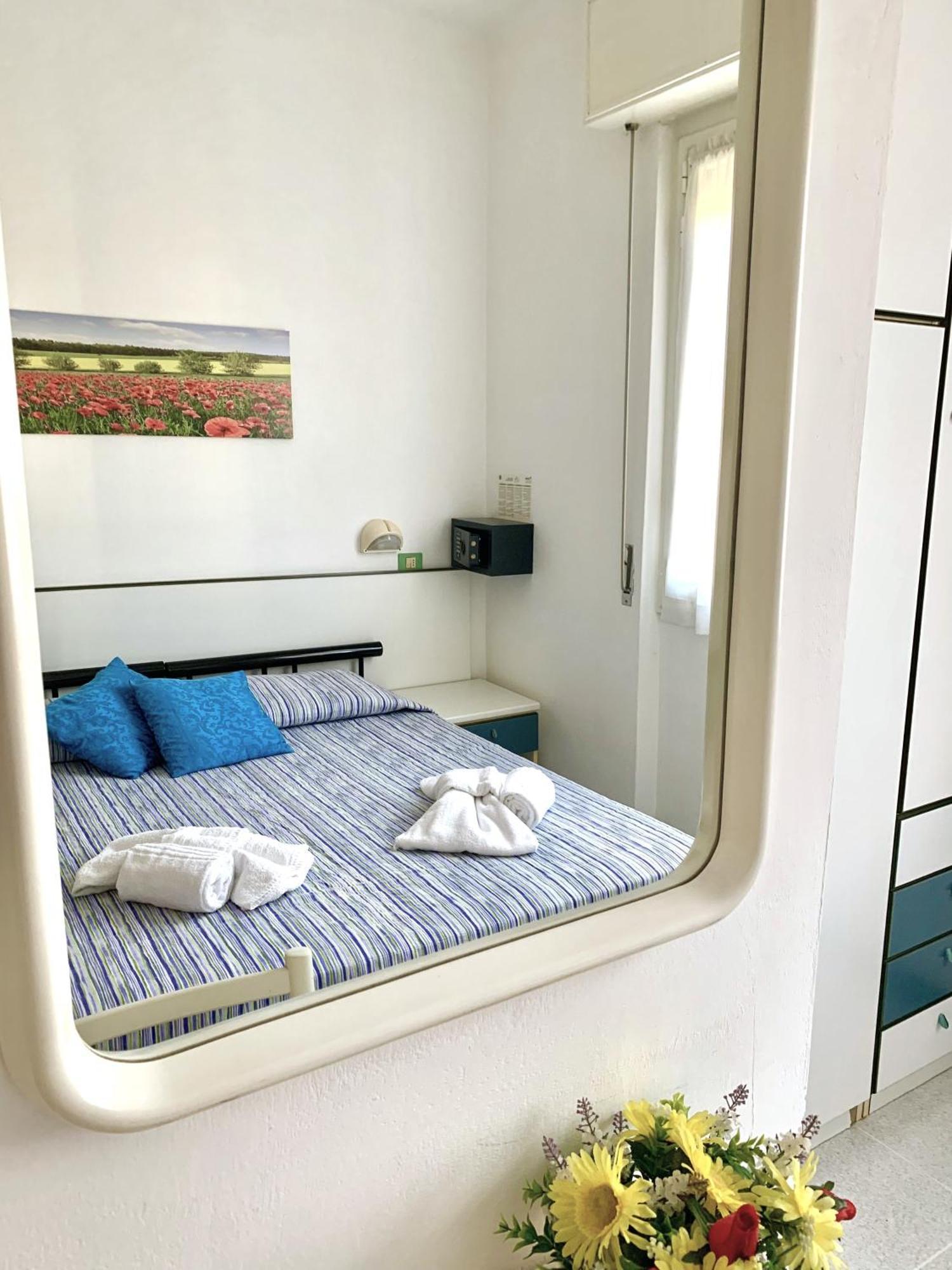 Hotel Villa Chiara Finale Ligure Zewnętrze zdjęcie