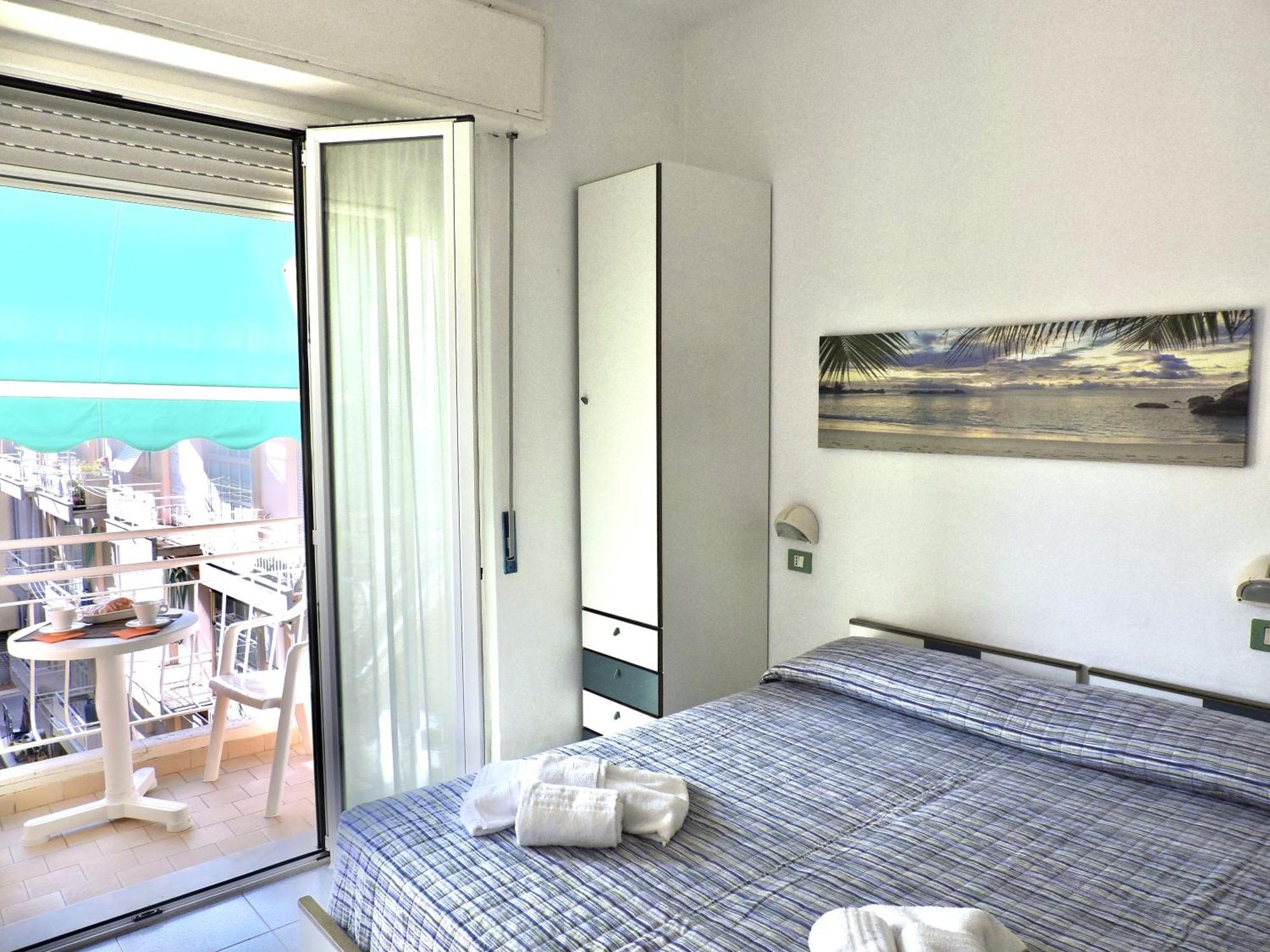 Hotel Villa Chiara Finale Ligure Zewnętrze zdjęcie